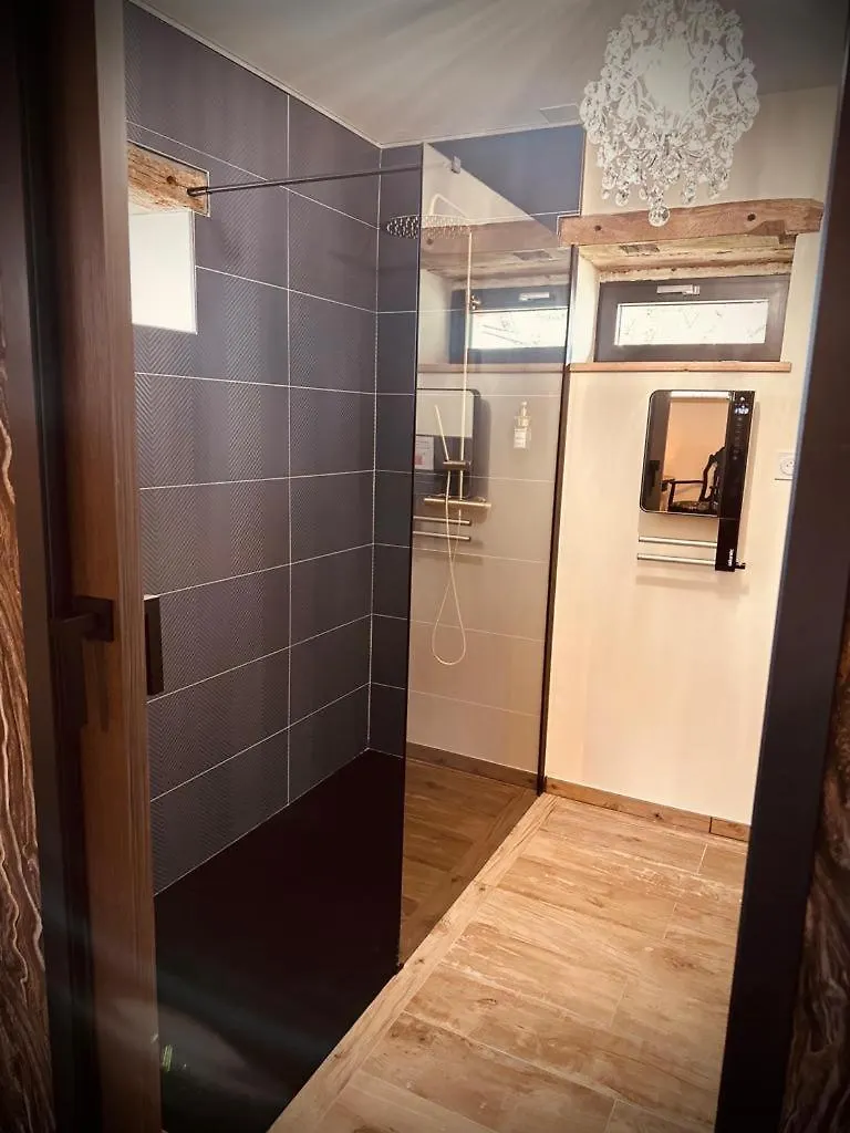 Gite De L'Archerie Classe 4 Etoiles Pour 4 Personnes, Saint-Leger-des-Pres Holiday home