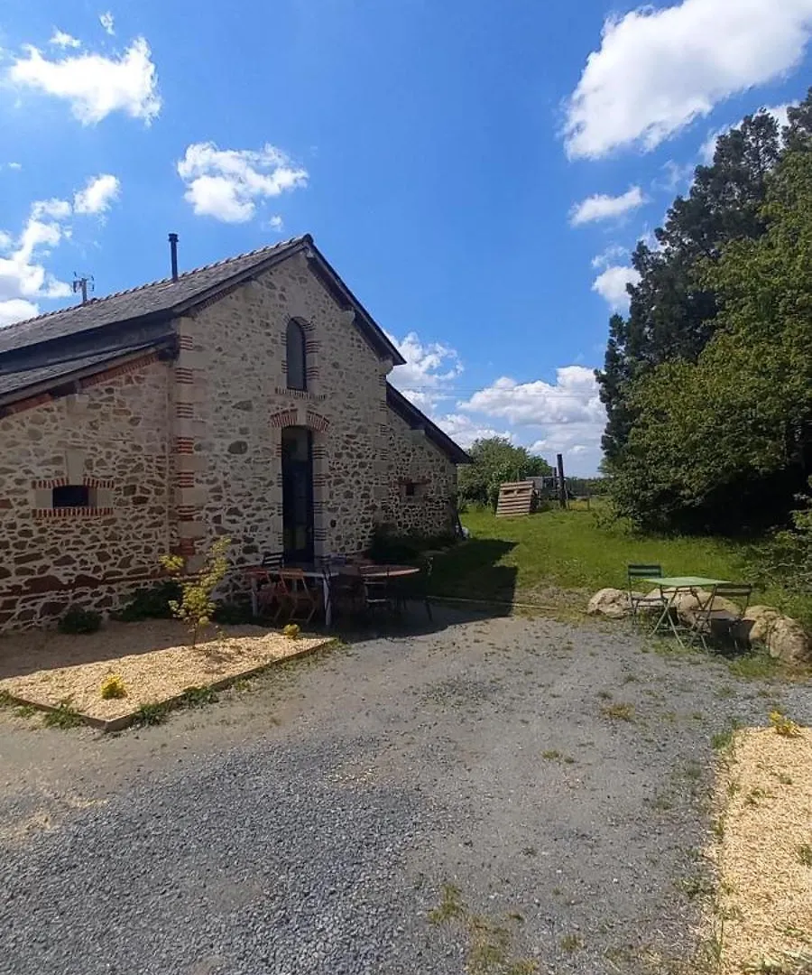 Gite De L'Archerie Classe 4 Etoiles Pour 4 Personnes, Saint-Leger-des-Pres France